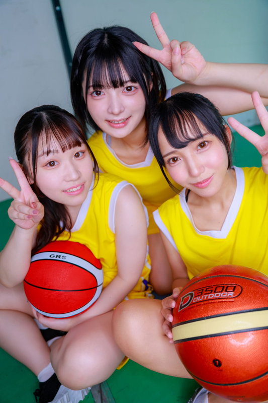 ゆみ＆おと＆まこ 無料サンプル動画画像(1) 【【無料】素人エロ動画新作cafe】